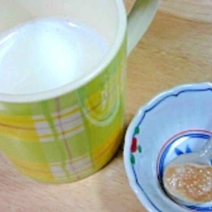 白花豆甘納豆のホットミルク
